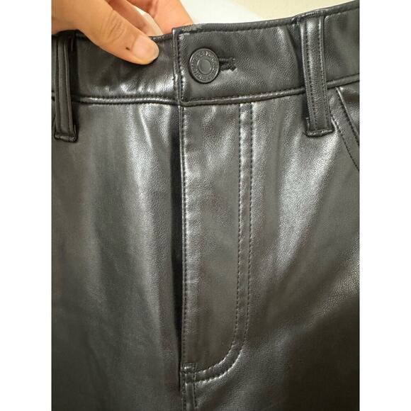 Abercrombie& Fitch The 90s Straight Ultra High Rise Split leg Vegan Leather Pant - Picture 3 of 12